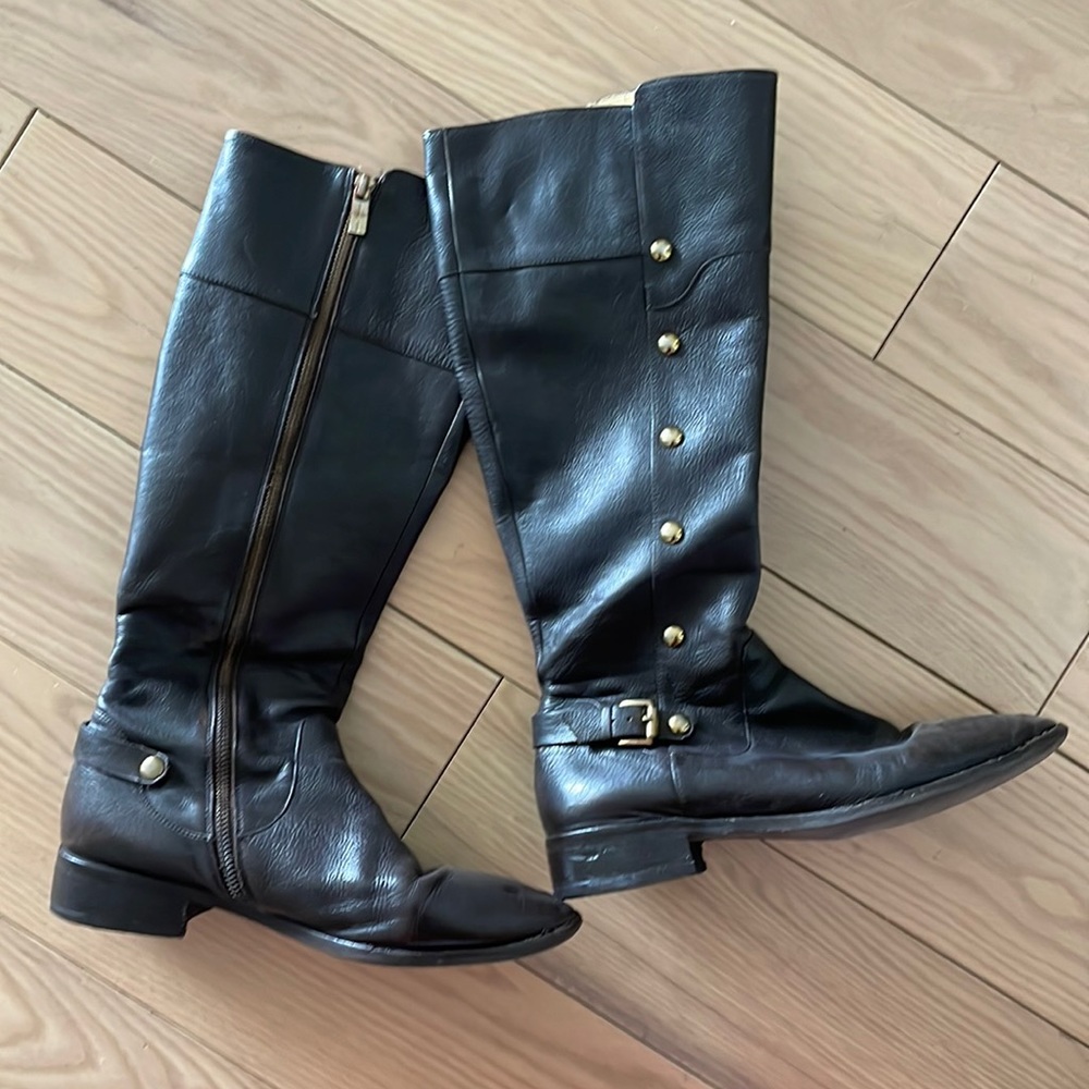 Michael Kors Dark Brown pointed boots with gold hardware